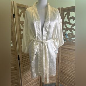 Esme 1970’s Vintage Dragon Robe Kimono